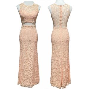 Pretty Dancing Queen Sequined Lace Dress!  XS